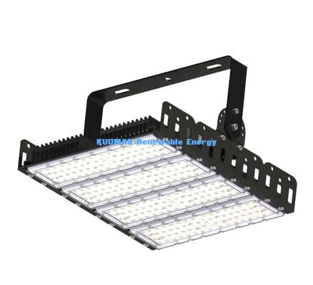 Projecteur solaire LED étanche IP65 à haut rendement lumineux avec option de télécommande pour usage industriel
