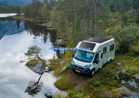Panneau solaire pliable flexible de 50 W, chargeur solaire en fibre de carbone résistant à 360 ° pour balcon de yacht de bateau de camping-car